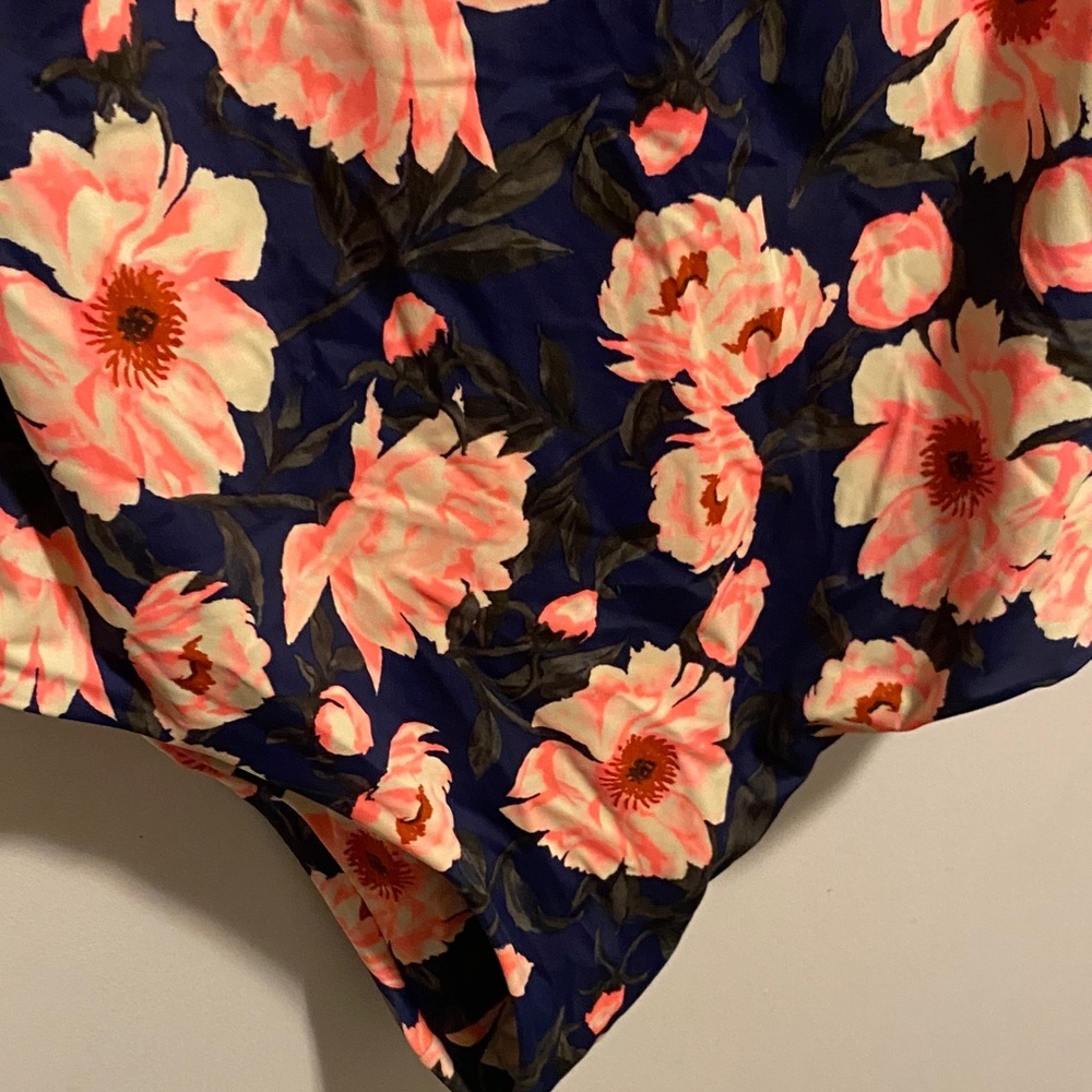 Tori Praver Swimwear Floral Bikini - Navy and Pink - Picture 2 of 5